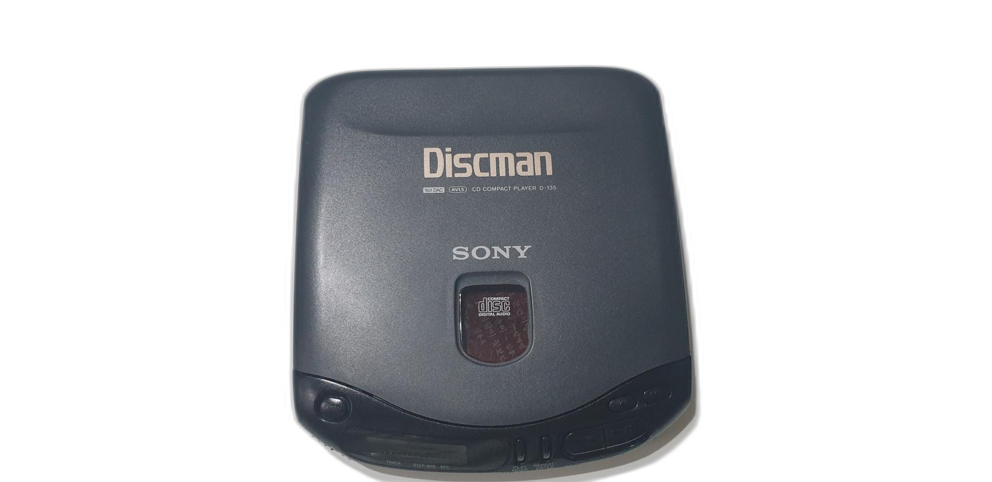 소니 디스크맨 discman d-135 판매합니다.