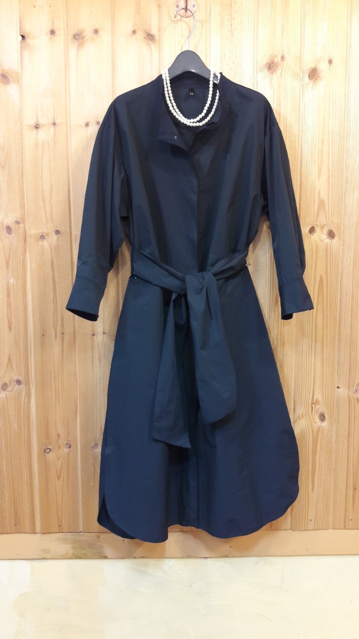 *SOO 셔츠형 벨티드 원피스     ( 새 상 품)