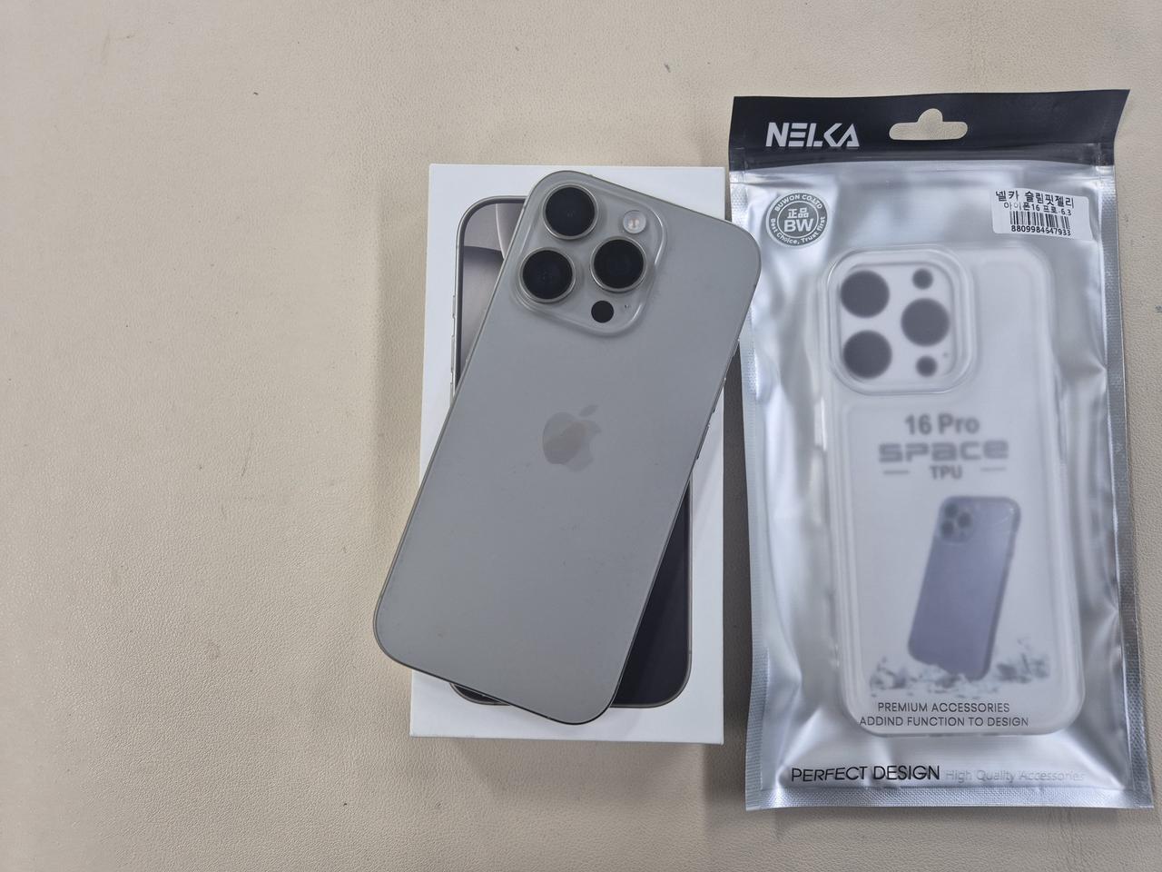아이폰16프로 128기가 밧데리94프로 무잔상 액정상태최상 ^^