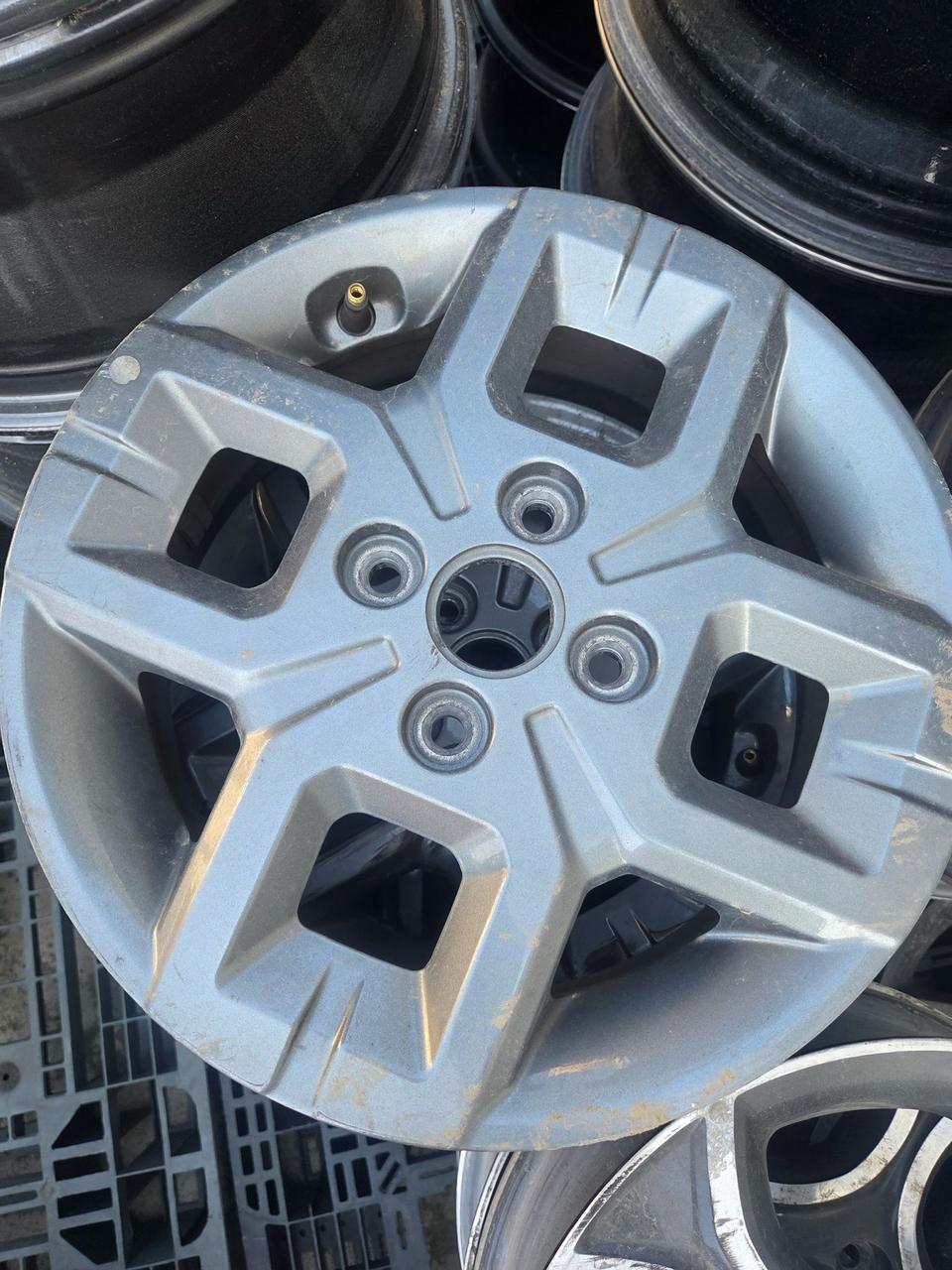 레이 모닝 14인치휠 중고 4개