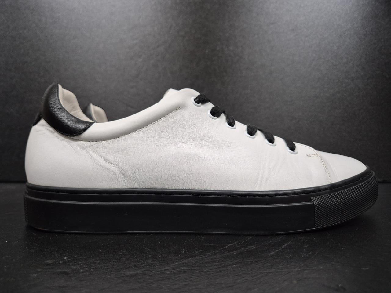 제누이오 남성 스니커즈 275