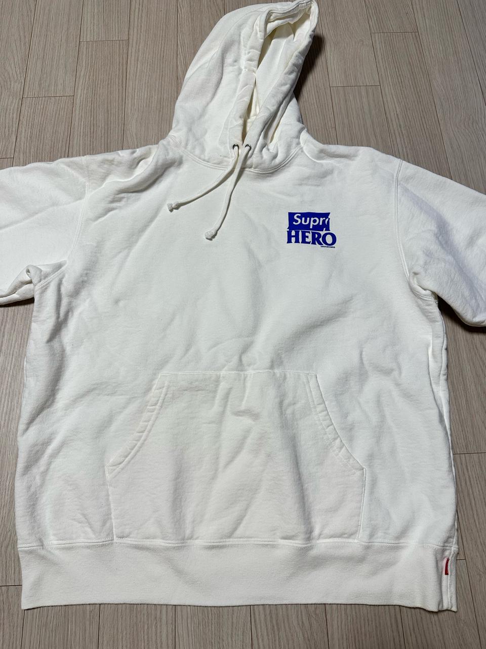 (L) 22SS 슈프림 안티히어로 후드티 화이트