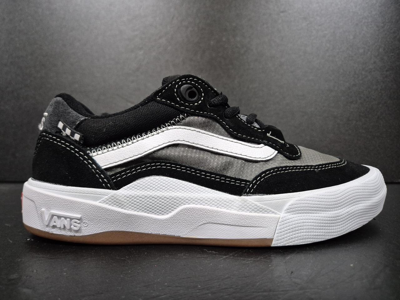 반스 웨이비 블랙 화이트 245  