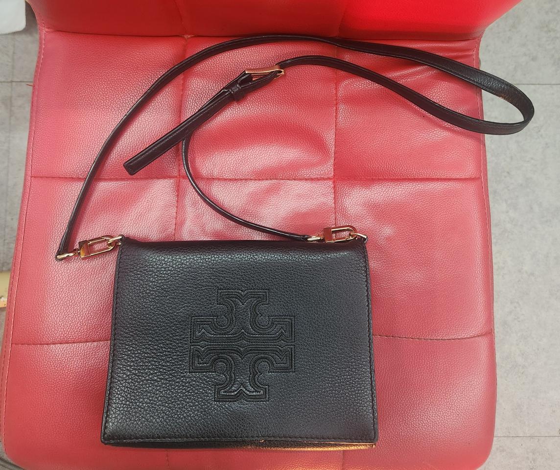 토리버치 가죽 크로스백-정품