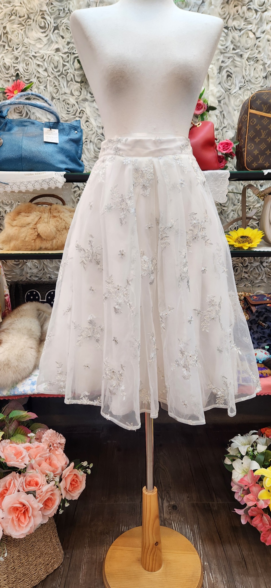 AN MILLE 샤+자수 스커트(55~66)