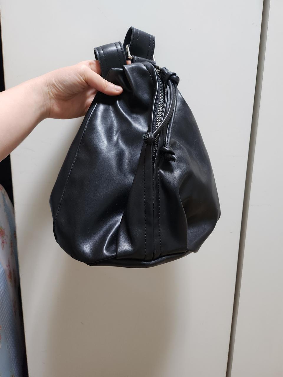 레더 크로스백 블랙 숄더백