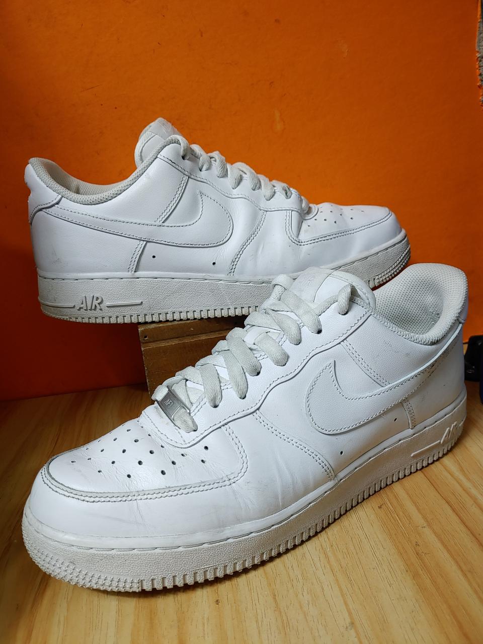 나이키 에어포스1로우(US8.5사이즈265)