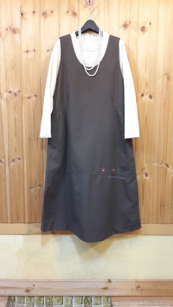 * zzh 조끼 스타일 자수 면 원피스  (새상품)