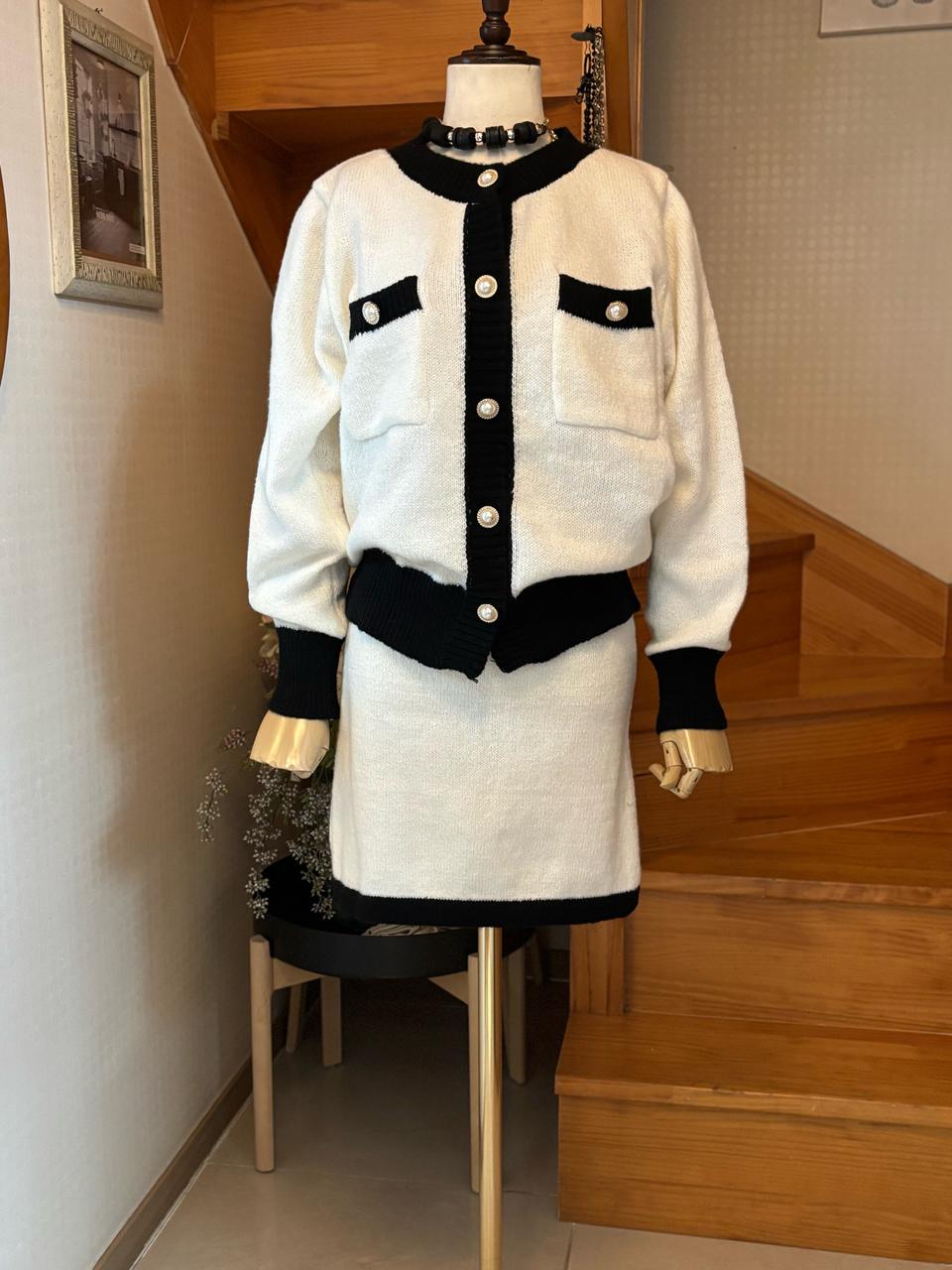 니트 투피스 세트 화이트 블랙 배색