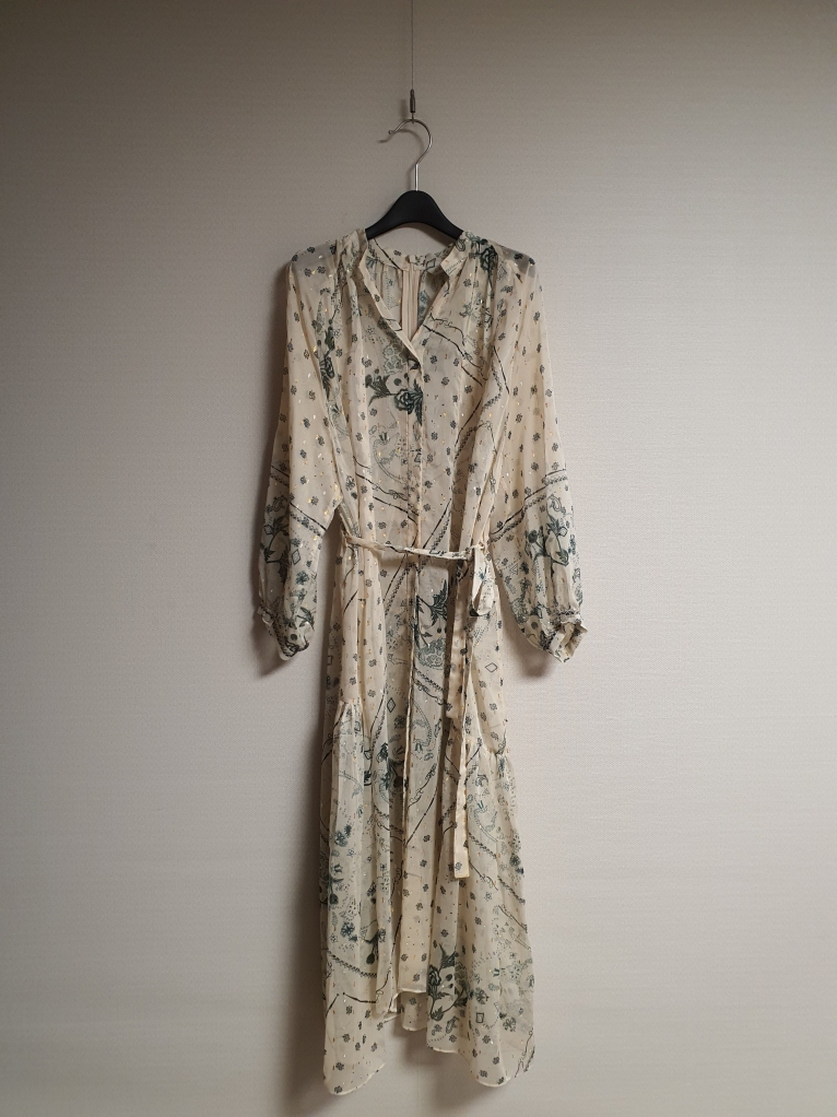 래트 LATT 볼륨 슬리브 쉬폰 원피스 55 사이즈 정품 