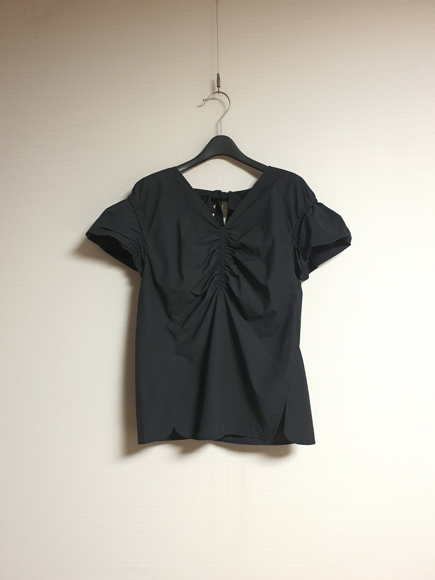 오브제 obzee 리본 디테일 셔링 블라우스 44 사이즈  정품