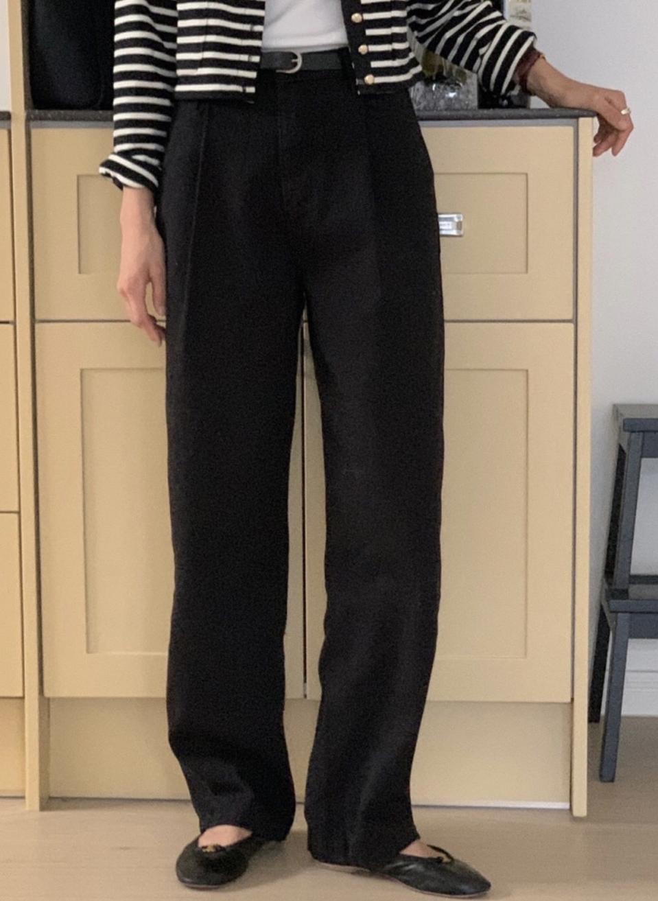 베르가못 핀턱 데님 팬츠