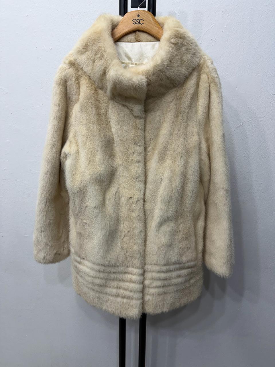 정품) 끌레베 & 진도 A라인 아이보리 천연 밍크 퍼 코트 91