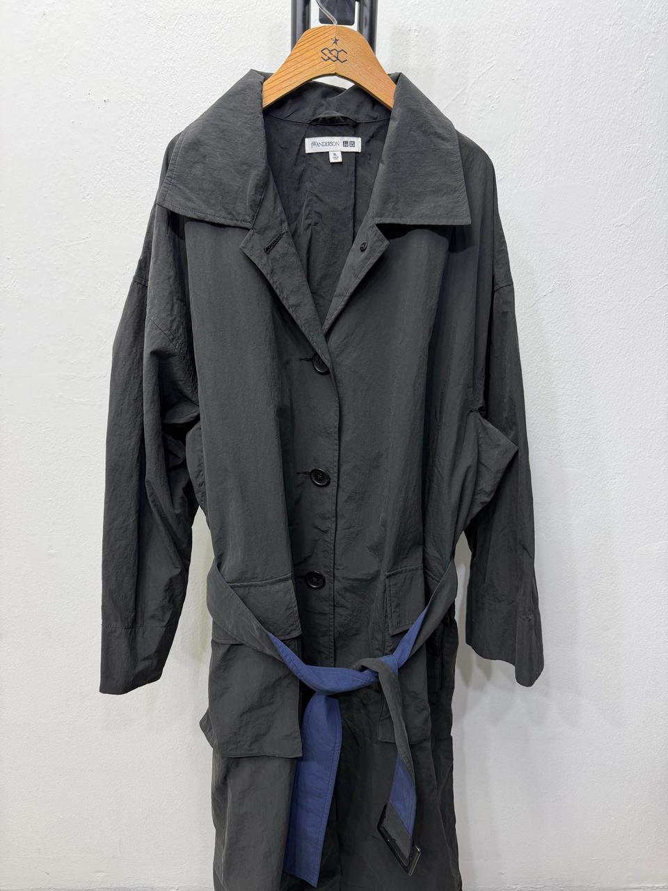 정품) JW앤더슨 유니클로 여성 바람막이 코트 XL