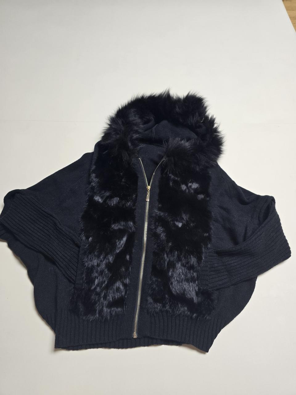 블랙 래빗퍼 니트 집업 (프리사이즈)