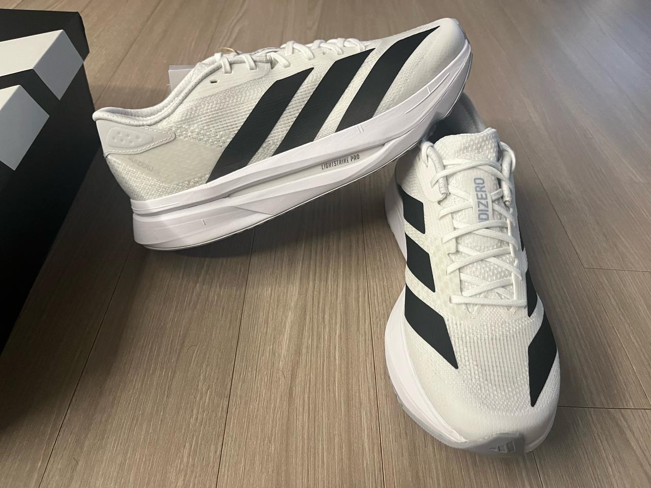 아디다스 아디제로 SL2 흰검 265 러닝 새제품