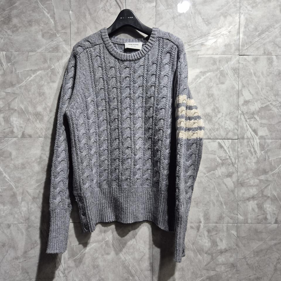 통보라운 스웨터