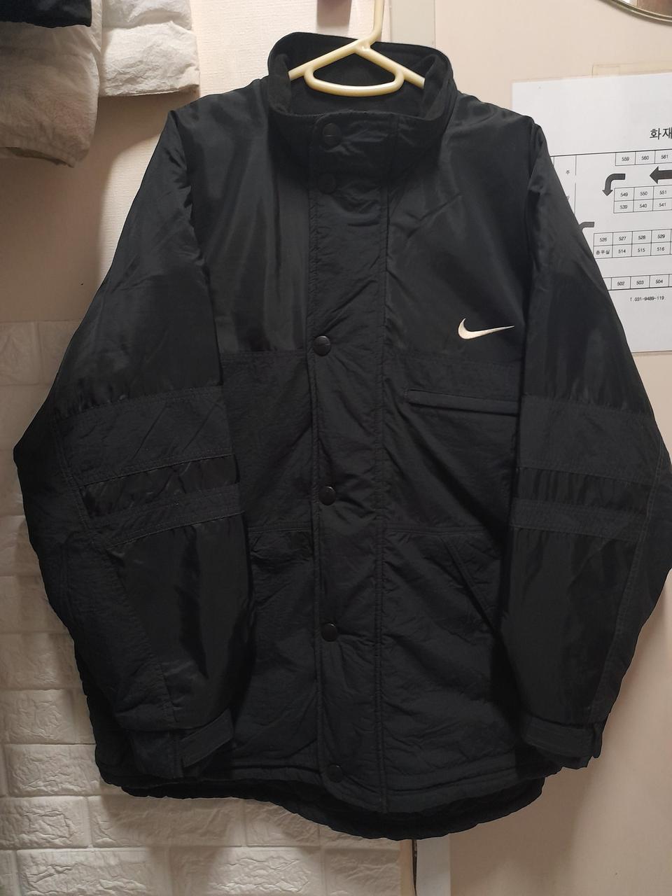 나이키 자수 퀄팅 점퍼-M오버핏