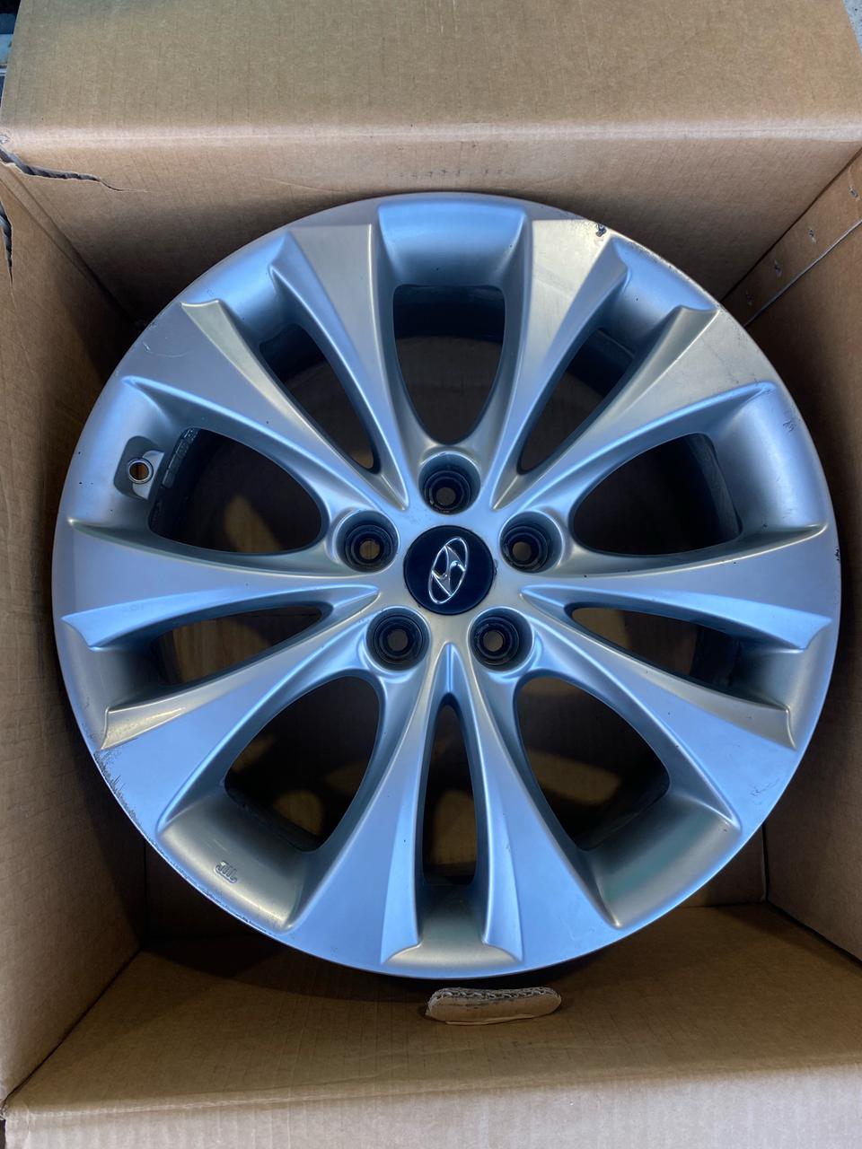 그랜져 HG 18인치휠 중고 4개