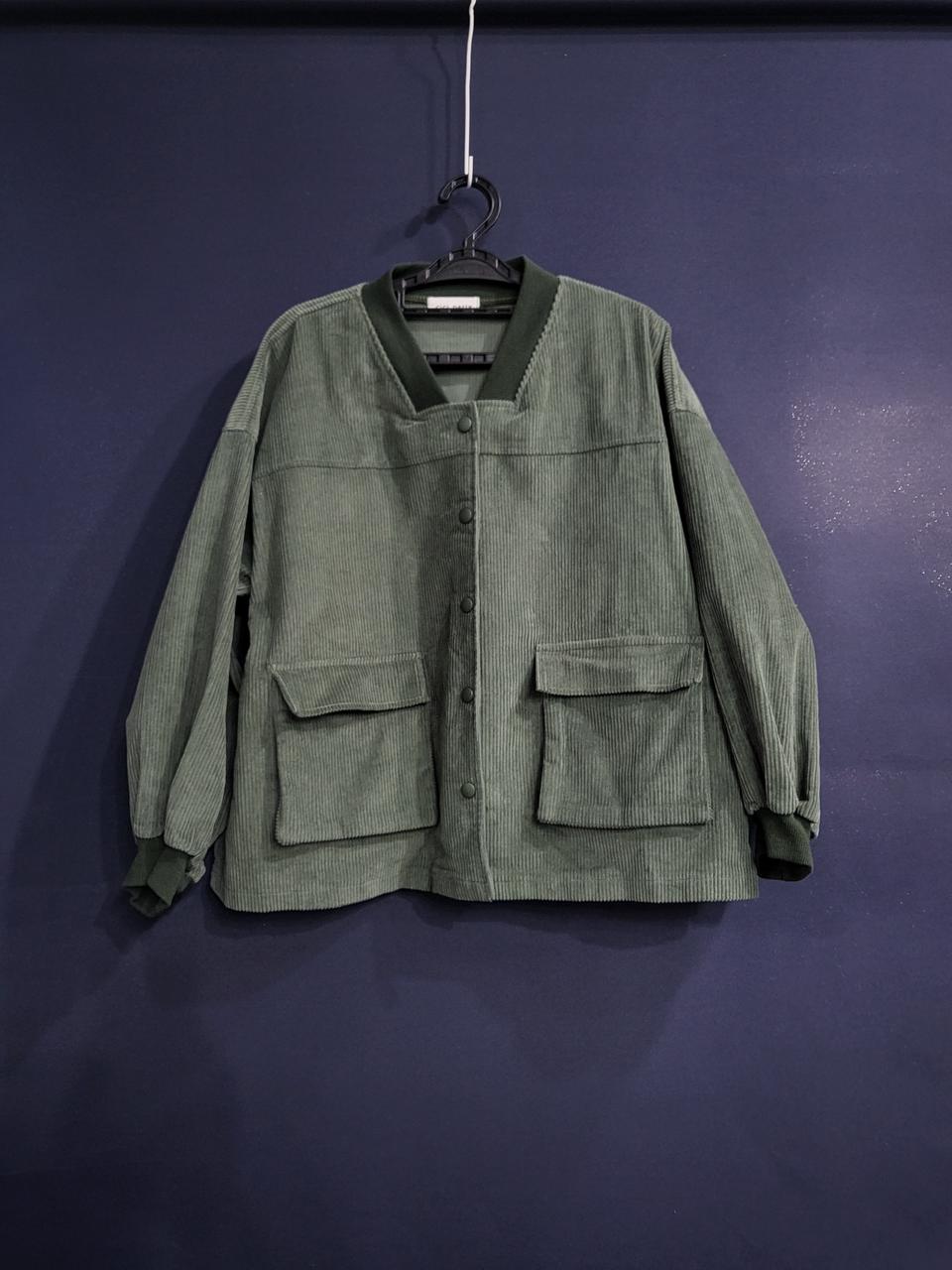 코듀로이 드롭솔더 오버핏 자켓