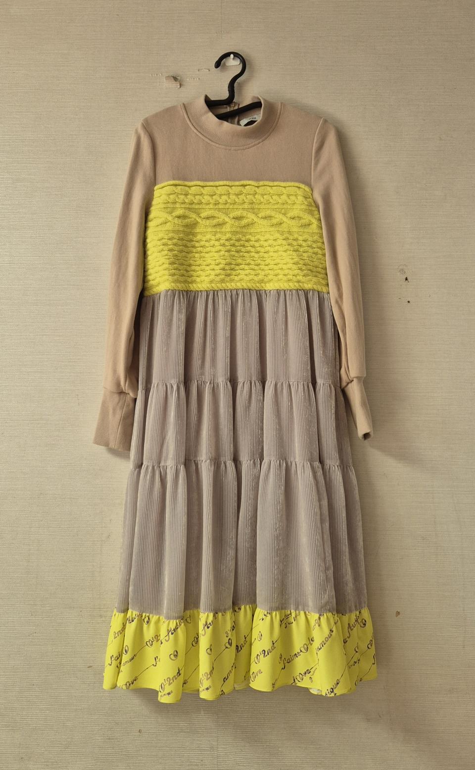 오즈세컨 배색롱원피스