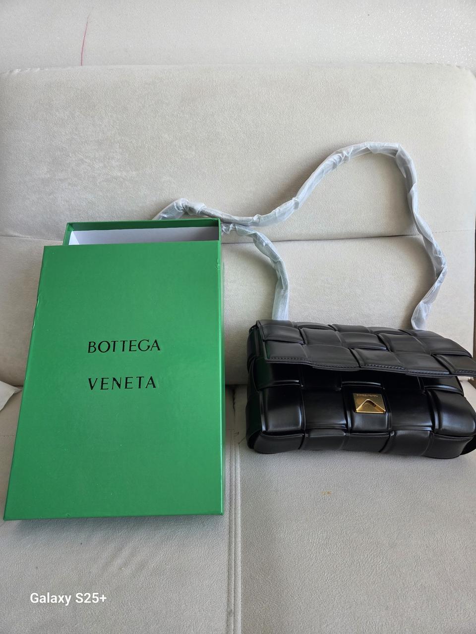 보테가 카세트백