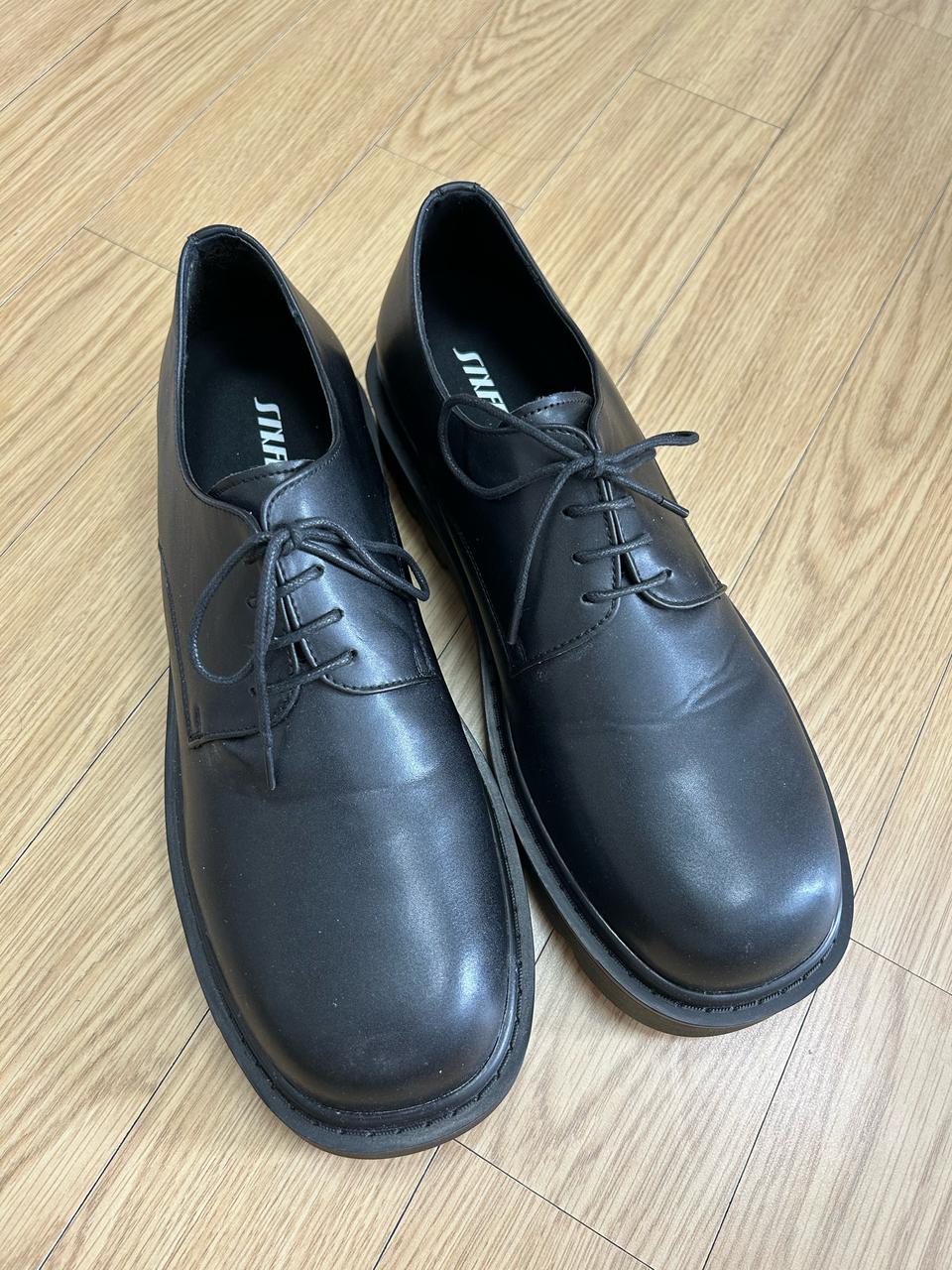 식스핏 더비슈즈 280 새상품