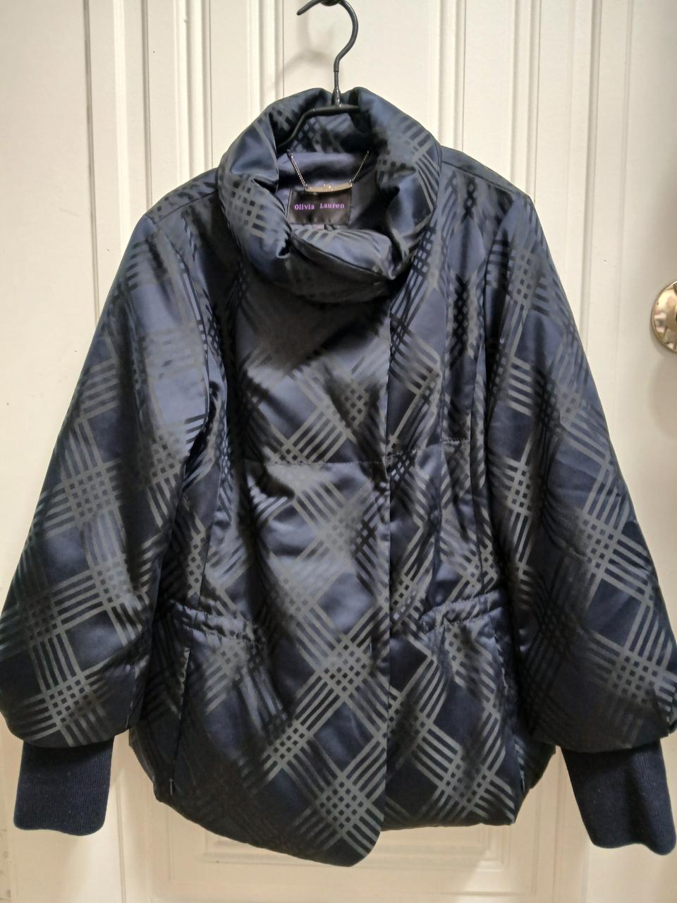 올리비아로렌 체크 패턴 오리털 점퍼