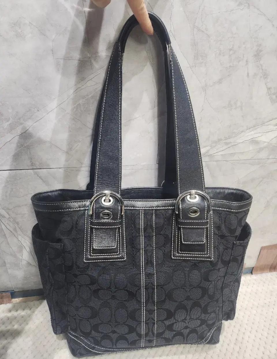 코치(Coach) 시그니처 블랙 토트백-정품