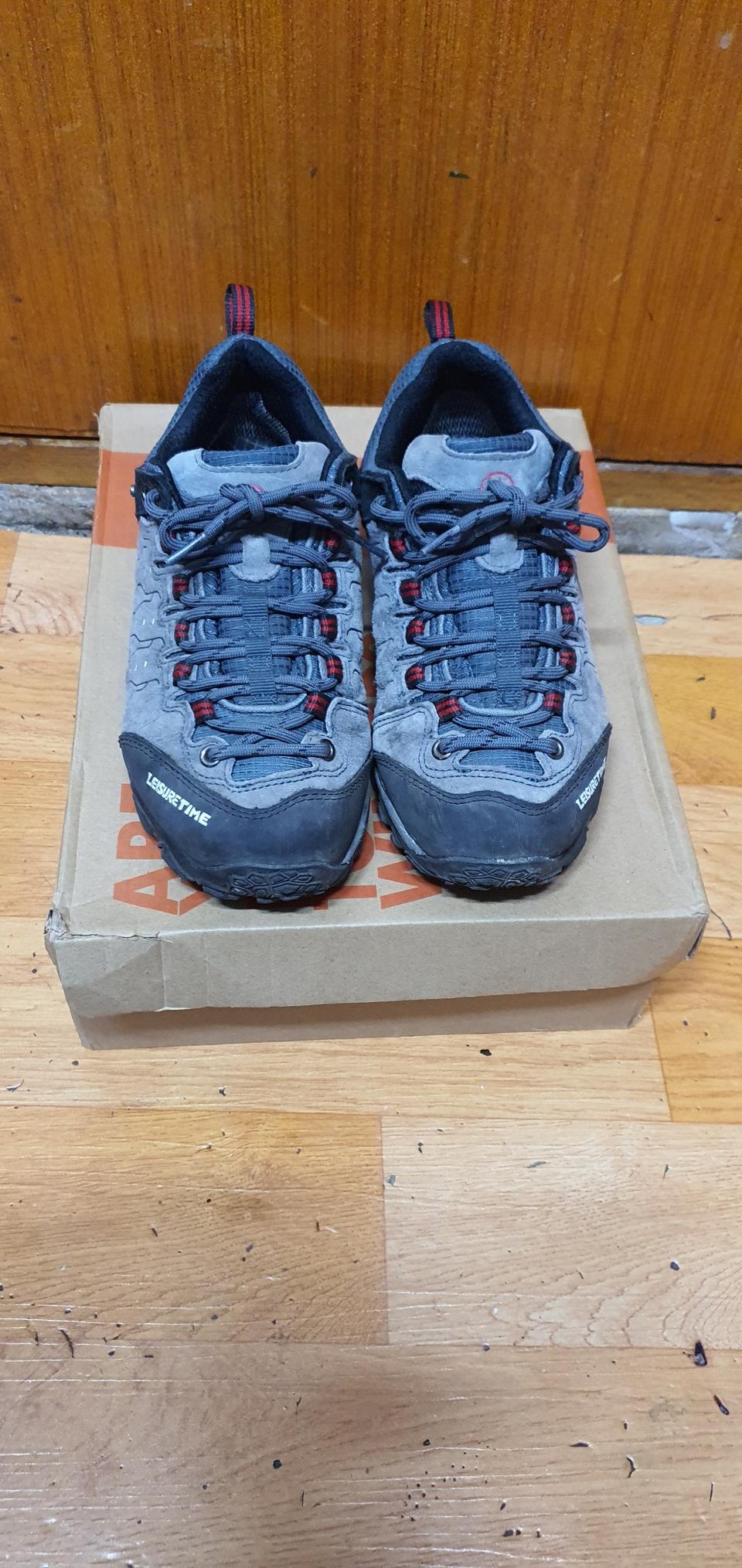 트랙스타등산화250m(A급)