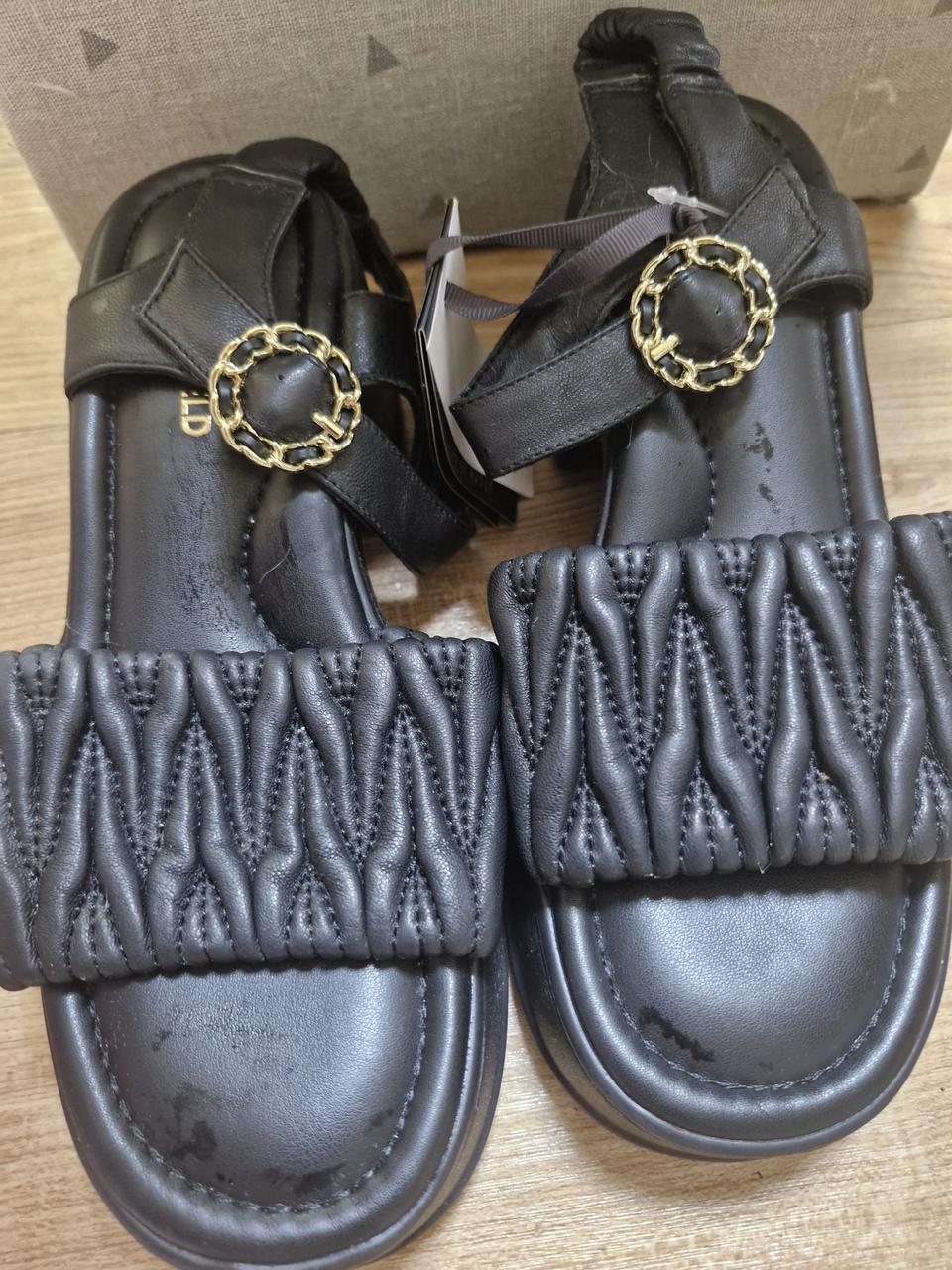 칼 라거펠트 샌들 240  새상품