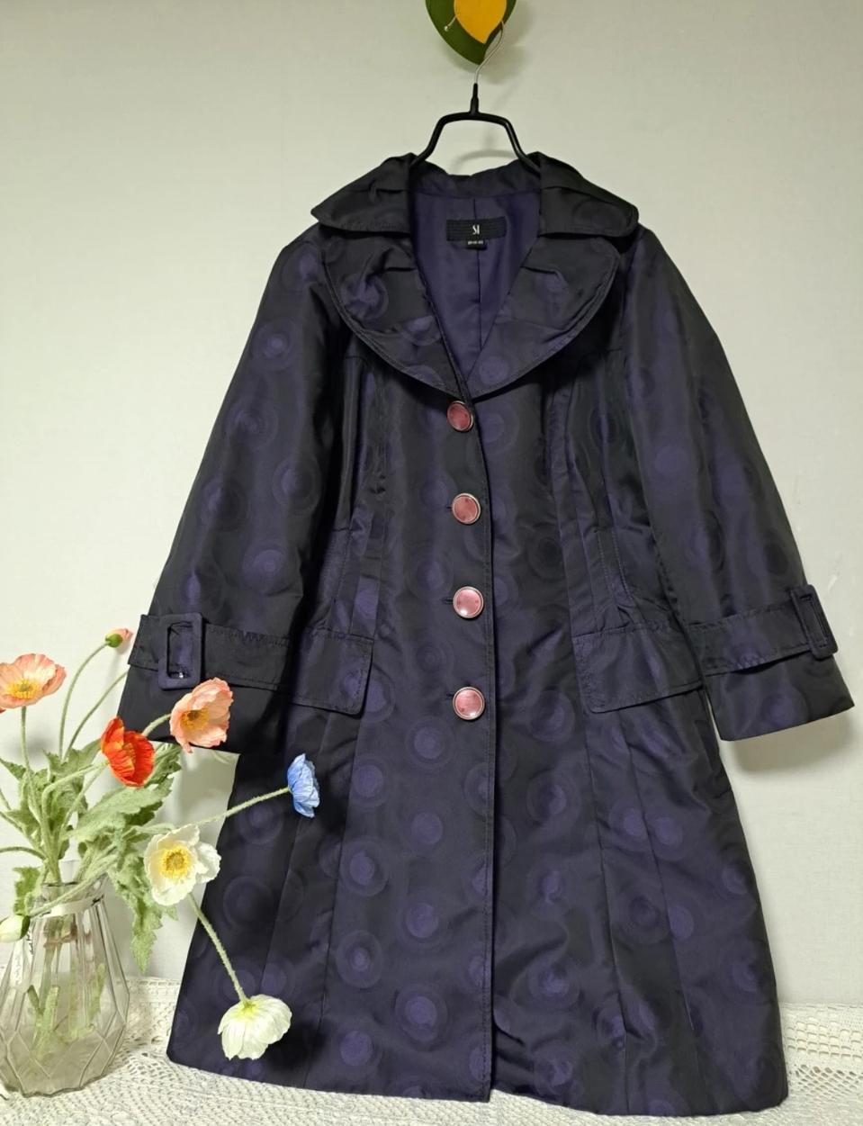 SI 브랜드 럭셔리 퍼플 원단 에이라인핏 날씬 춘추용코트