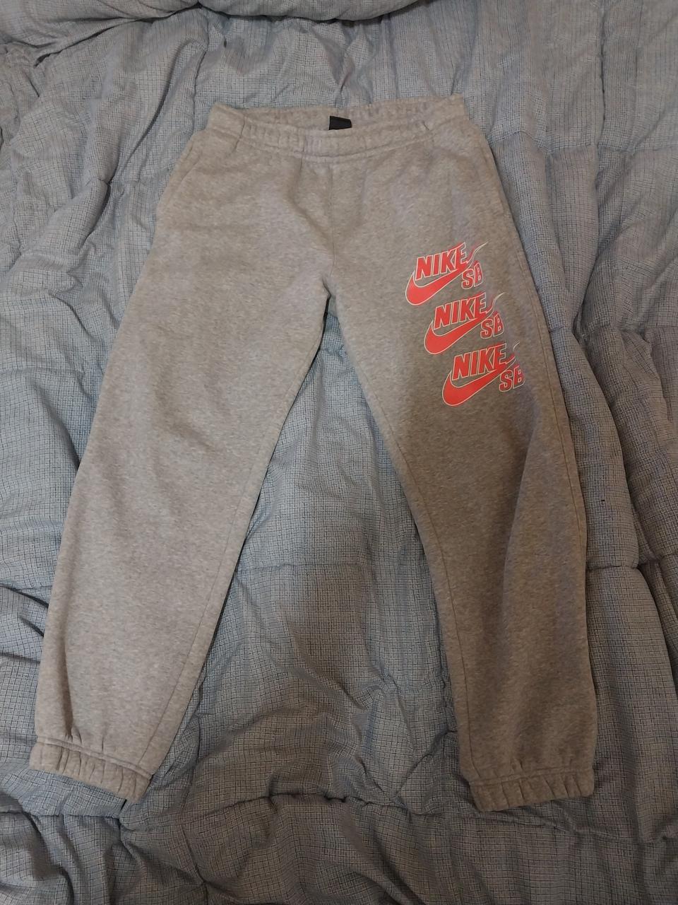 나이키 조거팬츠 L사이즈