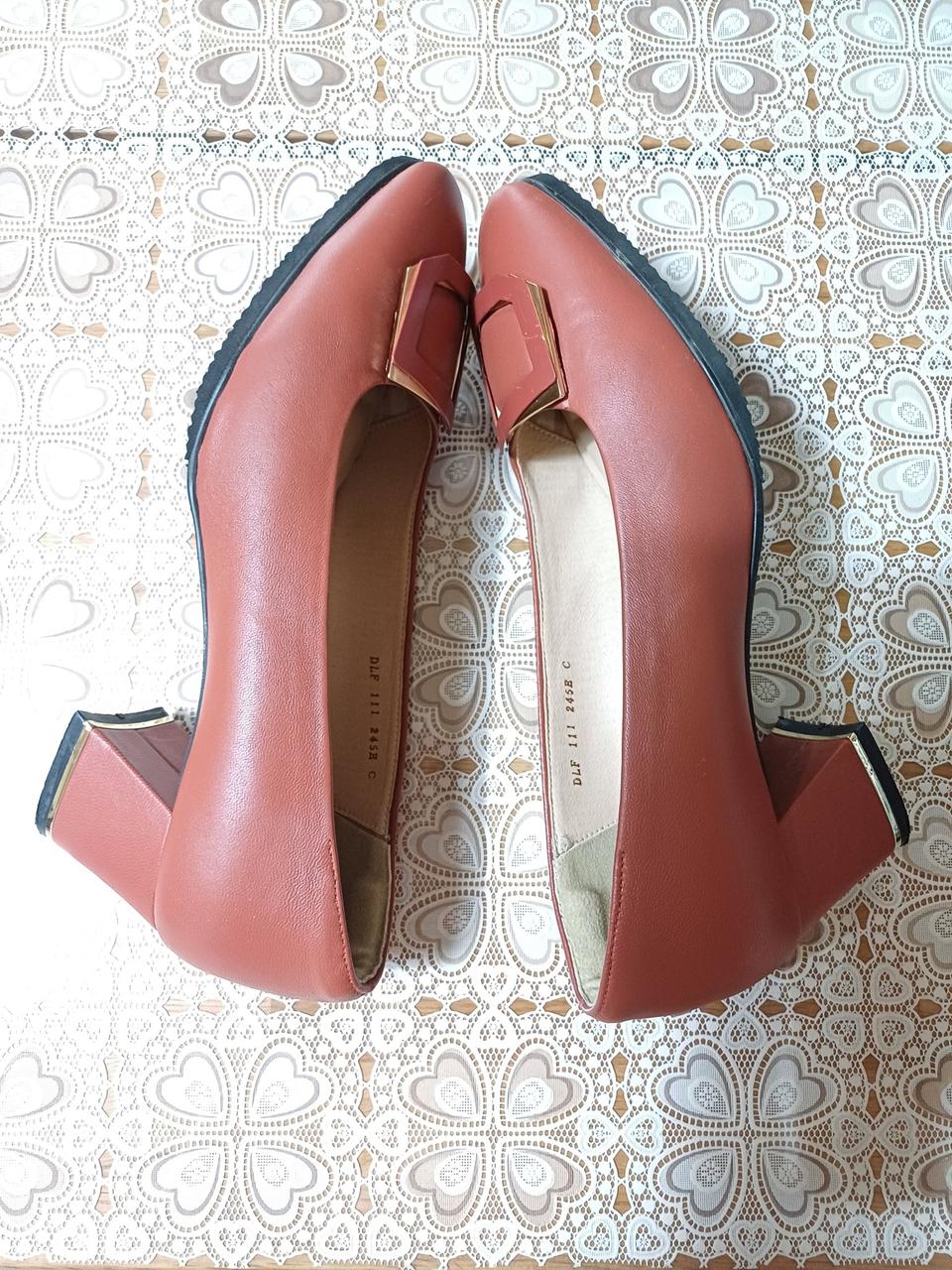 닥스 여성 구두