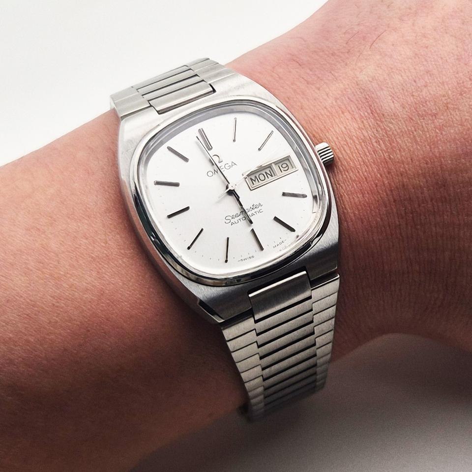 오메가 씨마스터 테레비 오토매틱 빈티지 시계입니다