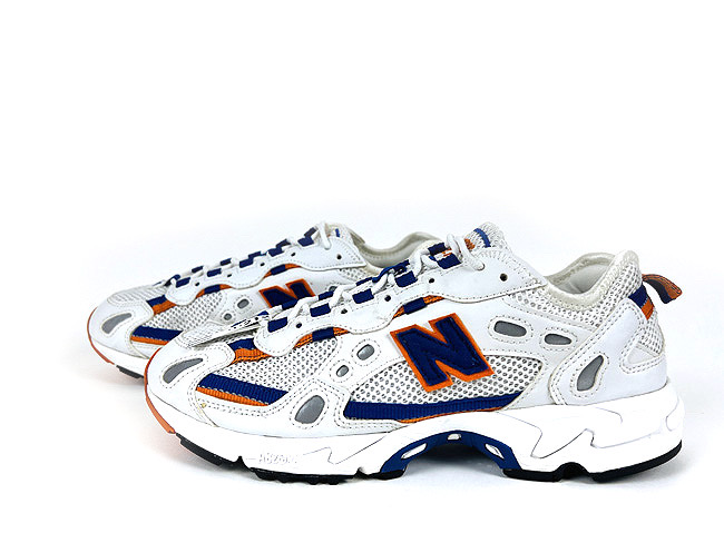 (255) 뉴발란스 ML827AAA