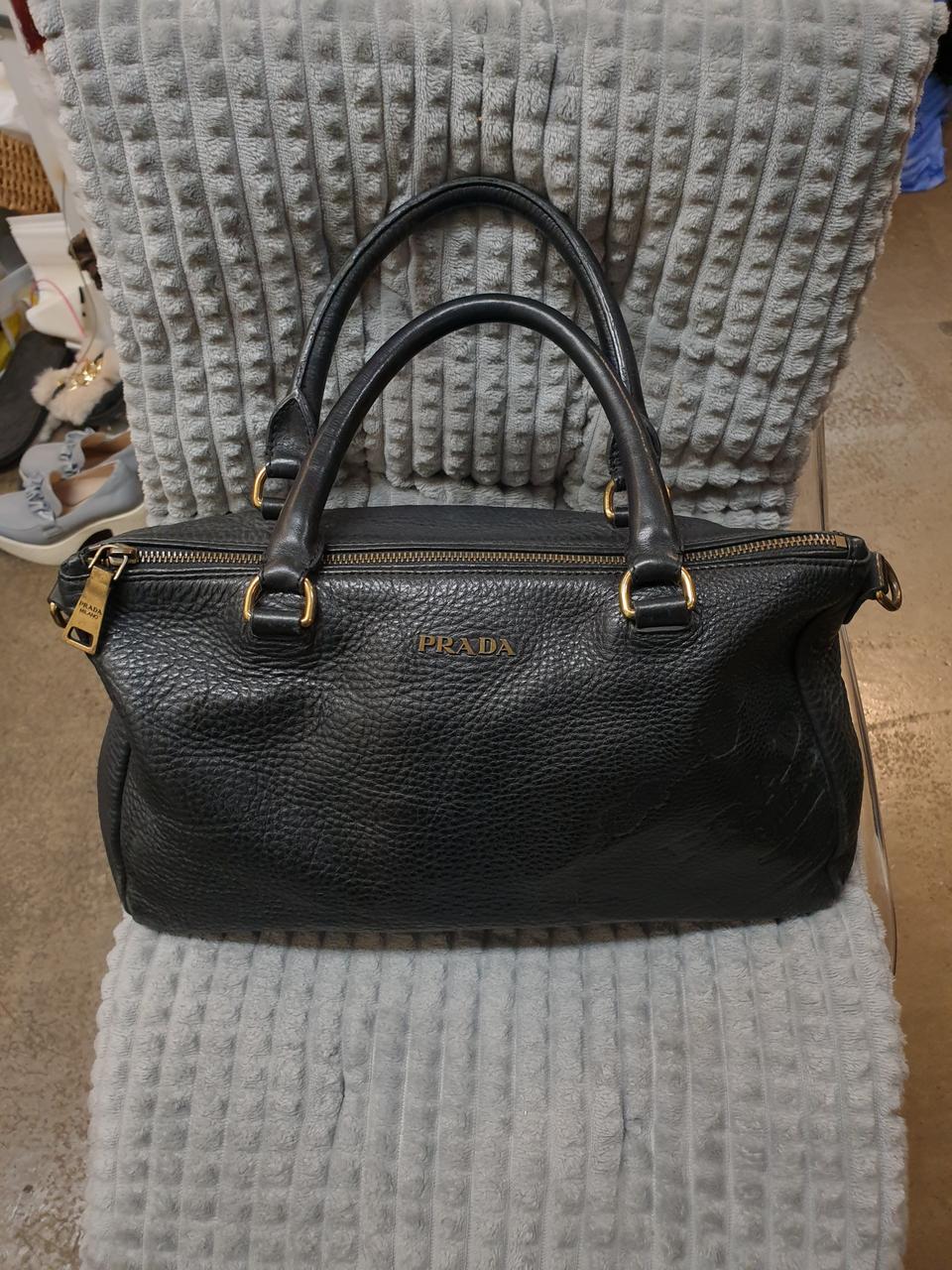 프라다 블랙 가죽 토트백