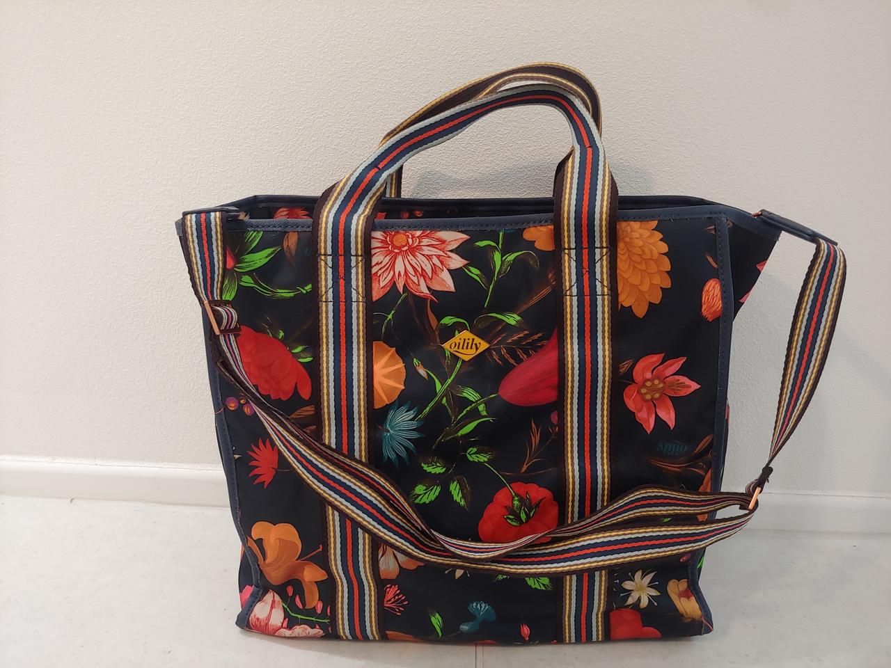 오일릴리 토트&크로스백