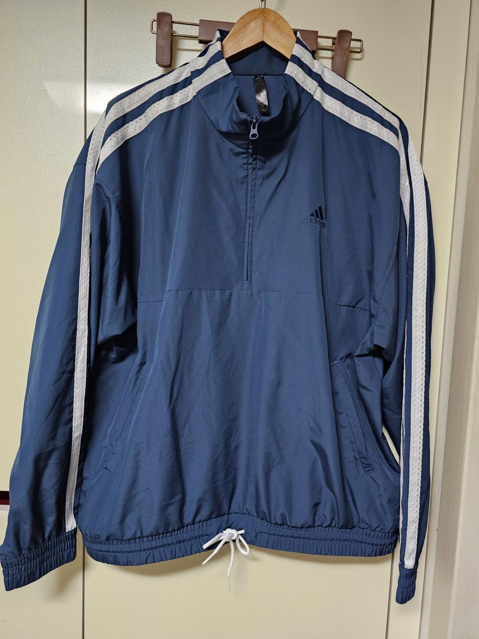 아디다스 네이비 색상 삼선 트레이닝 바람막이 105~110