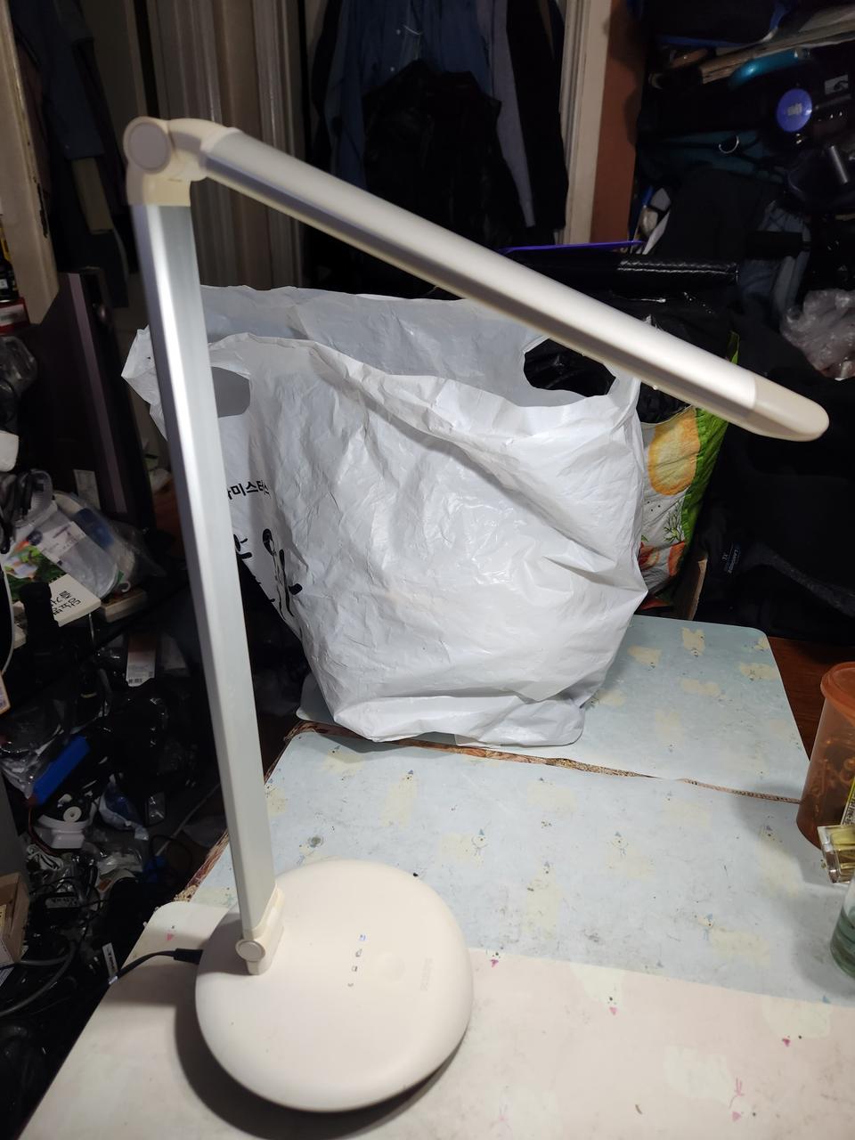 필립스 LED 슬림 스탠드 Lever 72007 판매합니다