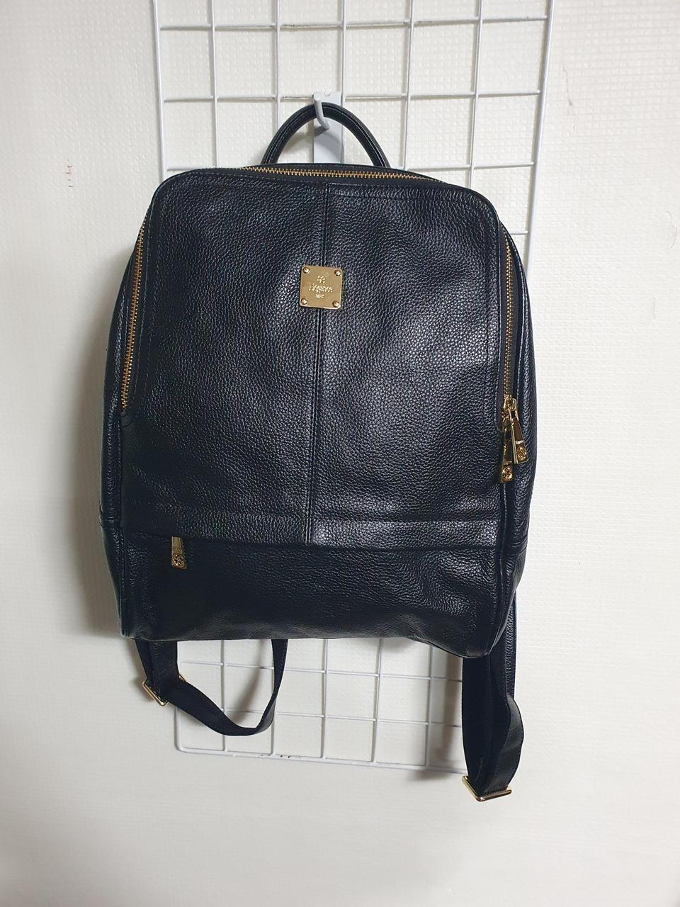 엘레강스 가죽 백팩