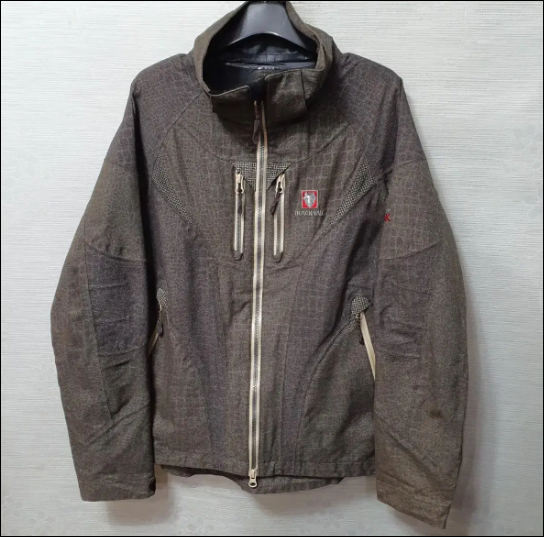 블랙야크 여성춘추바람막이