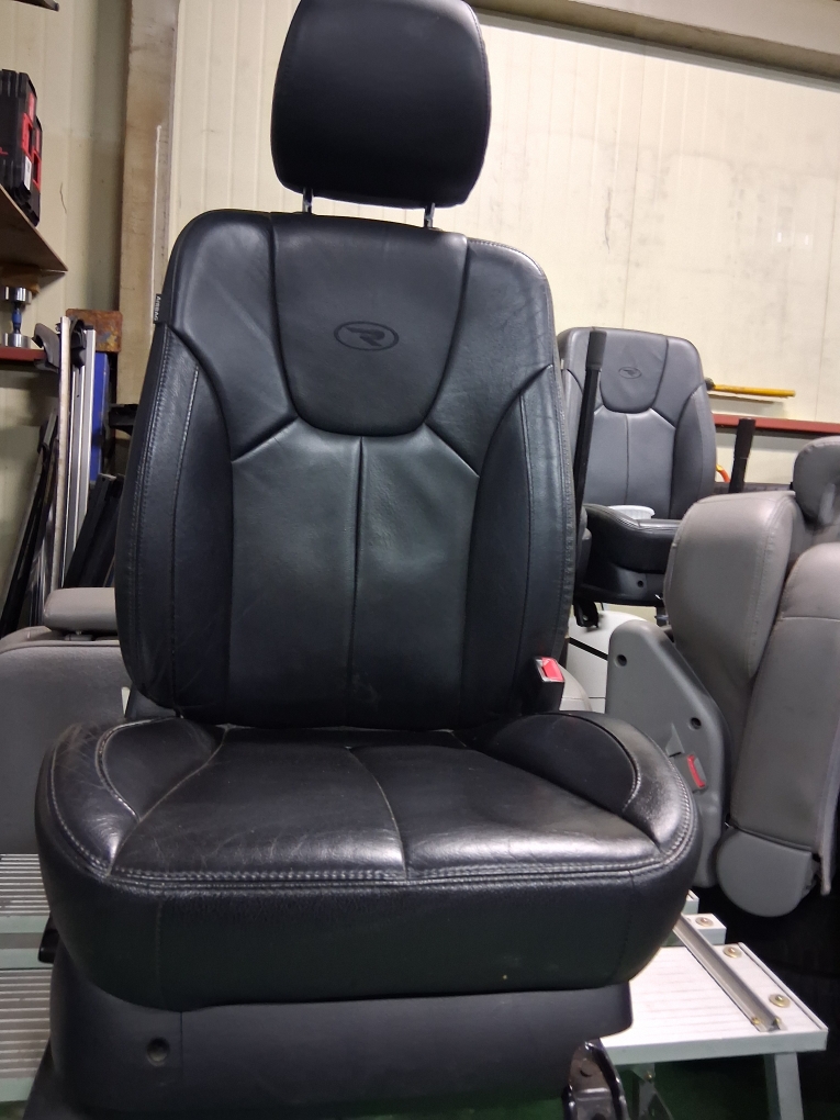 렉스턴w 조수석 전동시트