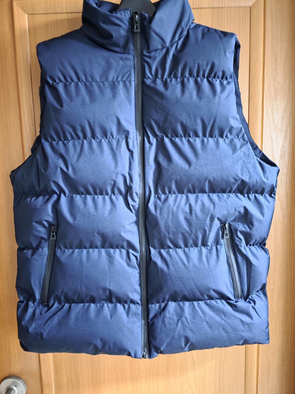 (새상품) 진네이비(남색) 방수지퍼 패딩조끼