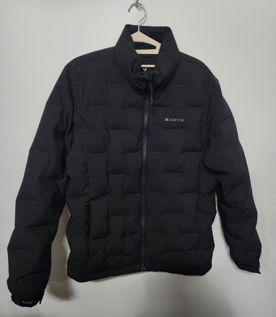 블랙야크 남성 큐브 경량 구스 패딩 블랙 색상 95