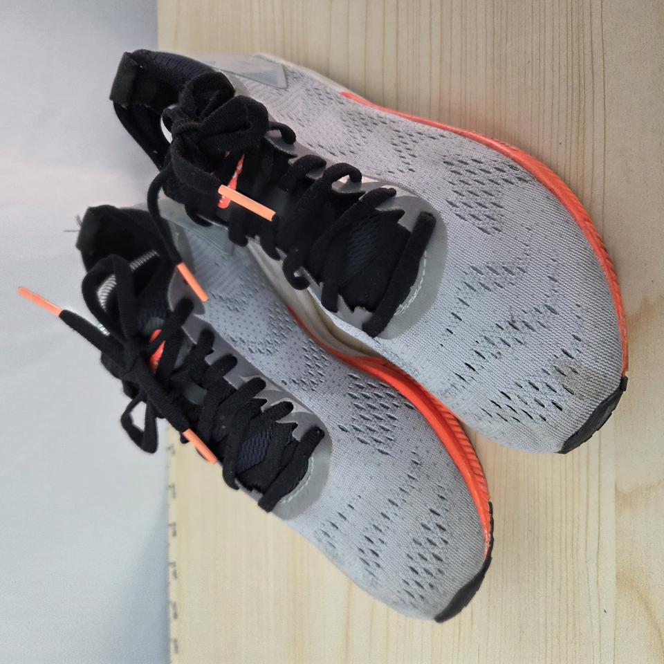 뉴발란스 FUEL CELL 런닝화 운동화 235mm /김포브랜드패션