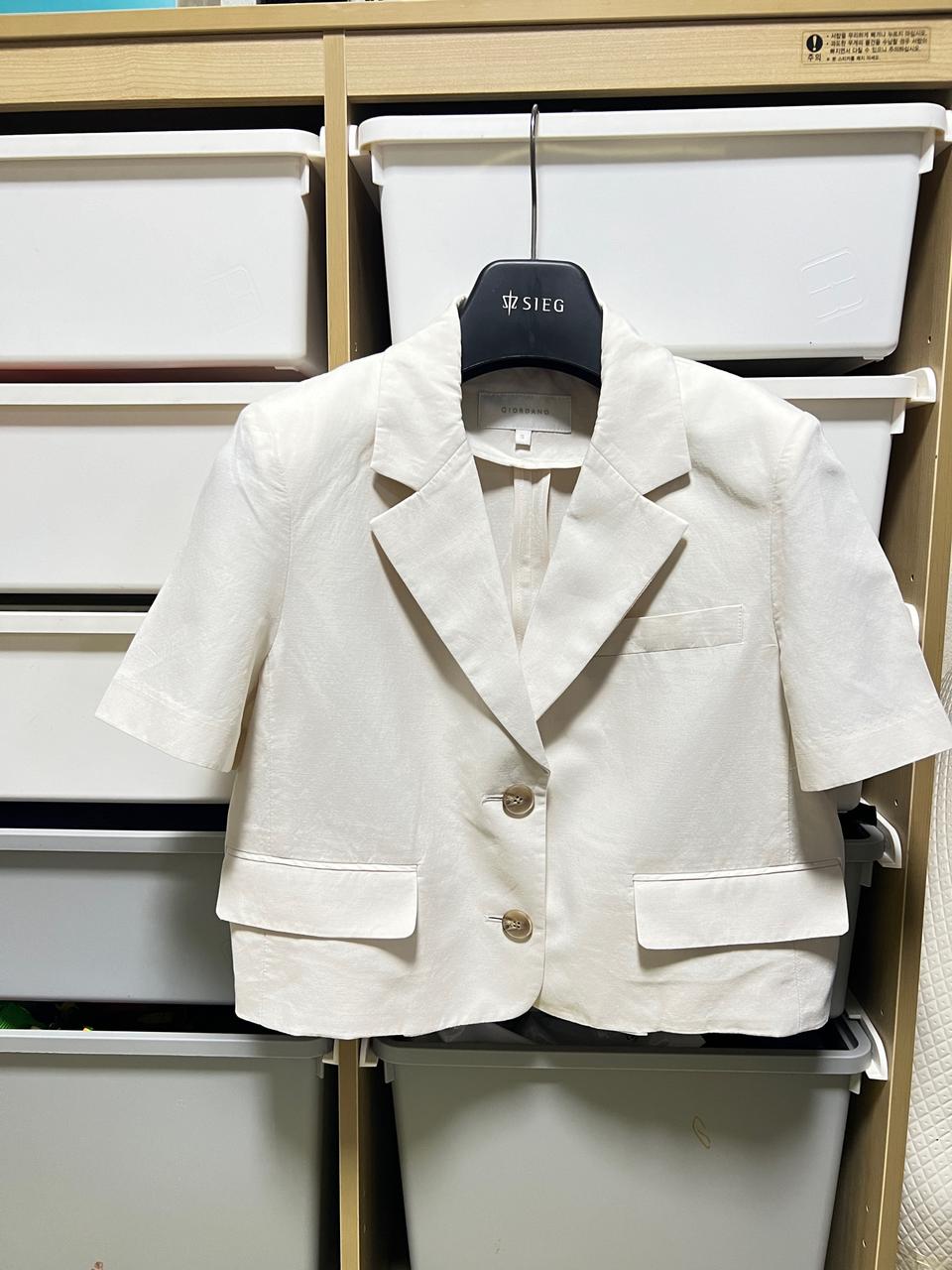 지오다노 아이보리 반팔 자켓 S