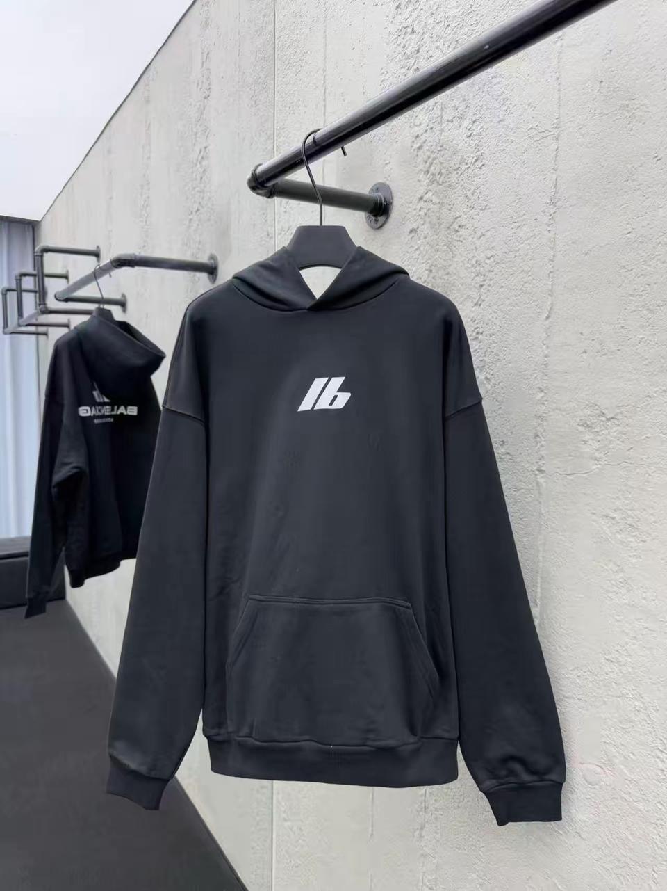 발렌시아가 후드티