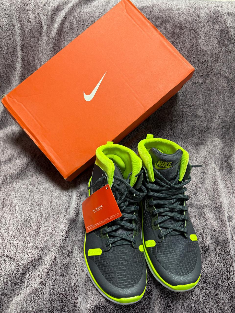 나이키 덩크 울트라 모던 미사용 제품