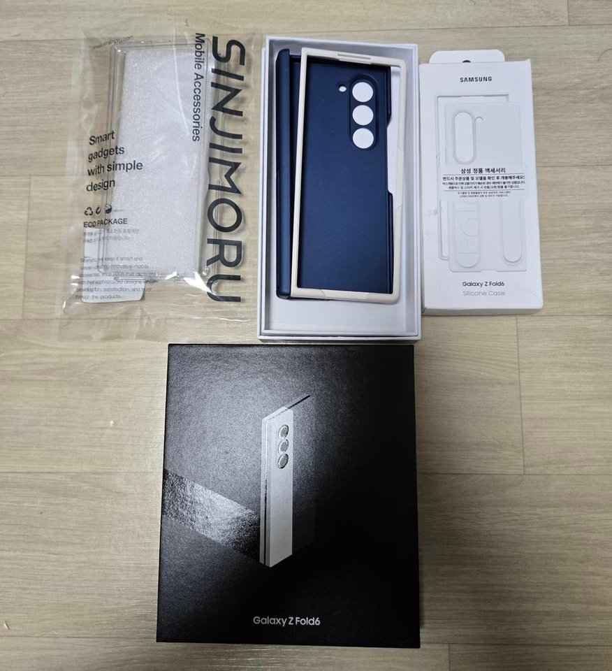 갤럭시z폴드6 회이트에디션 256GB 자급제 교신및교환 판매원합니다.